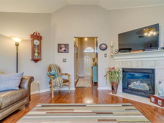 5th image of 4779 Ashcroft Dr