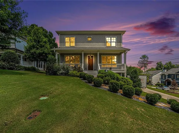 345 Creighton Ave, Scottdale, GA 30079