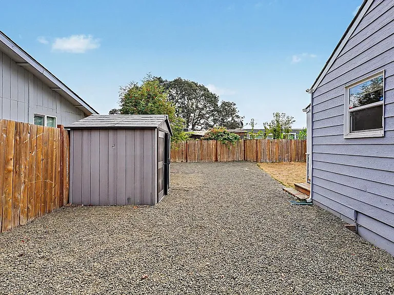 14917 W Thorne Ln SW — Photo 17