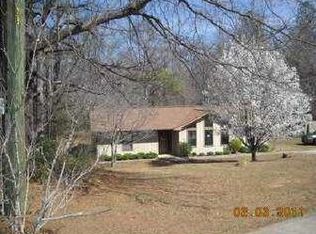 2472 Martha Cir, Alexander City, AL 35010