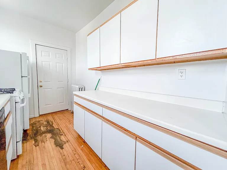 1330 W Estes Ave #3N — Photo 5
