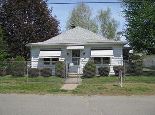 127 Warregan St, Chicopee, MA 01013