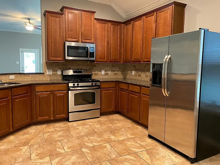 42 Black Swan Ct — Photo 9