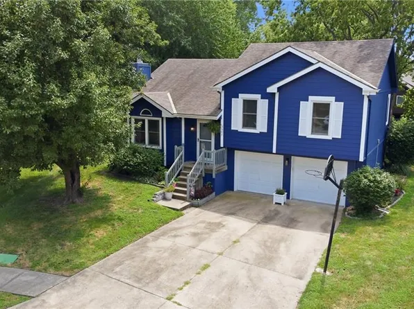 1507 Emerald Cir, Kearney, MO 64060