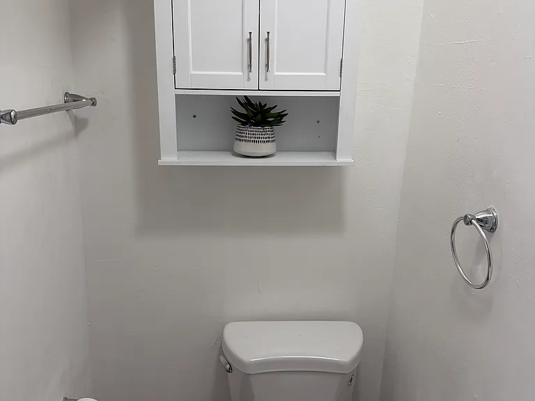 2501 SW 107th Ave — Photo 5