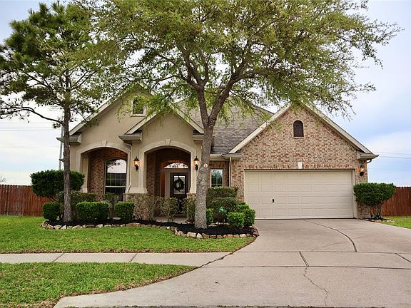 2nd image of 201 Bailey Brook Ln