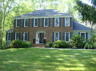 15 Mount Salem Rd, Pittstown, NJ 08867
