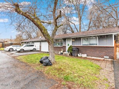 1404 1/2 S 16th Ave, Yakima, WA, 98902