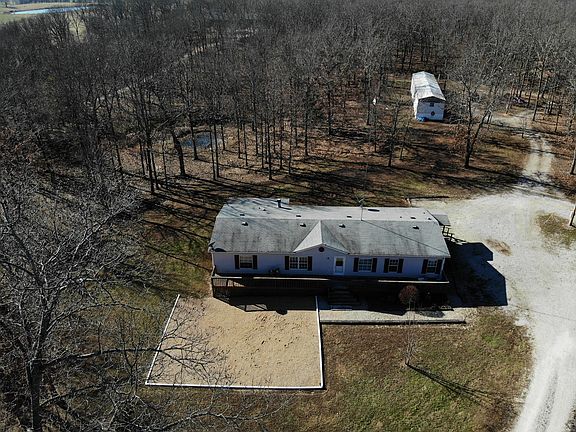 4th image of 955 County Road 5015