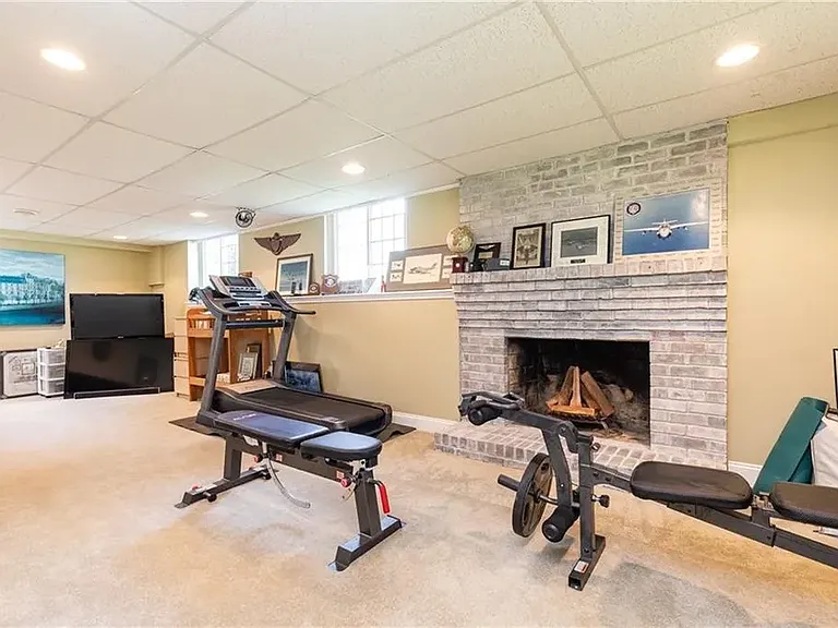 60 Brookcrest Dr — Photo 23