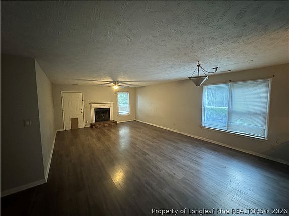 4th image of 6721 Pacific Ave