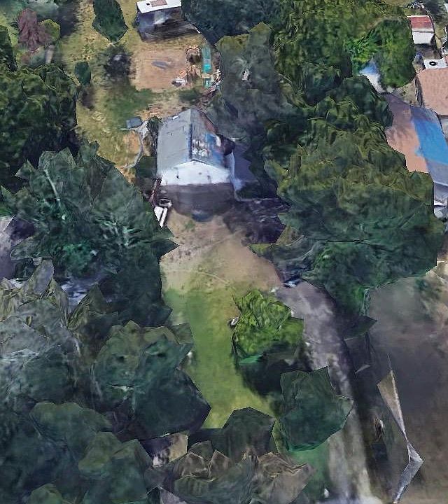 1st image of 909 Oak St