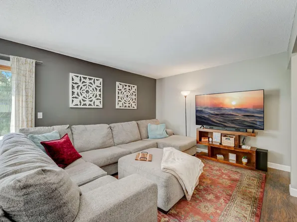 408 Dorland Pl S, Saint Paul, MN 55119