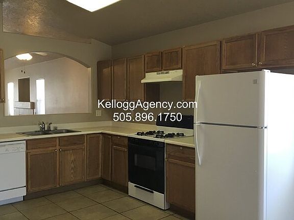 5th image of 10523 Cassiopeia St NW
