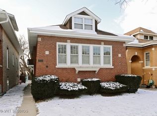 6110 N Austin Ave, Chicago, IL 60646