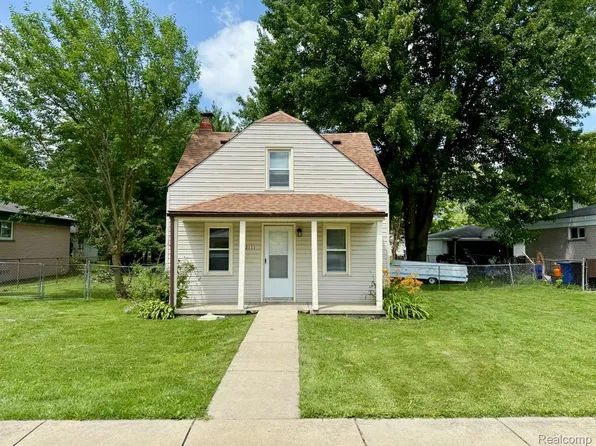 12111 Leverne Ave, Redford, MI 48239