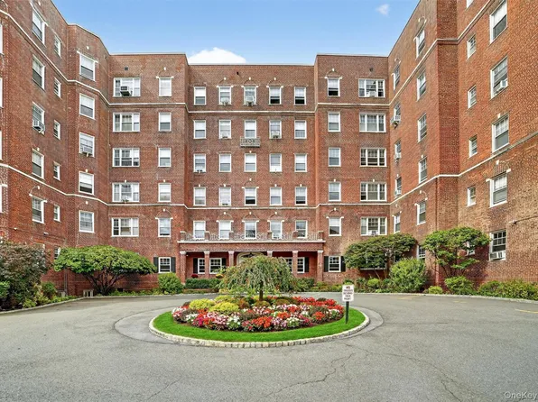 50 N Broadway #5C, White Plains, NY 10603