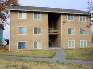 1631 3rd St APT 4, Umatilla, OR 97882