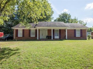 3305 Morning Dew Rd, Greensboro, NC 27407