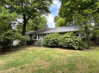 10 Iroquois Ave, Palisades, NY 10964