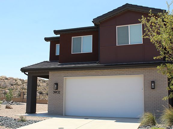 3rd image of 3902 E Fossil Way