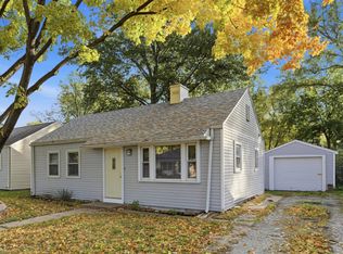2534 S 52nd St, Lincoln, NE 68506