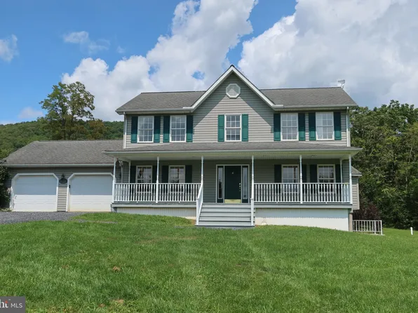 106 Lucas Ln, Spring Mills, PA 16875