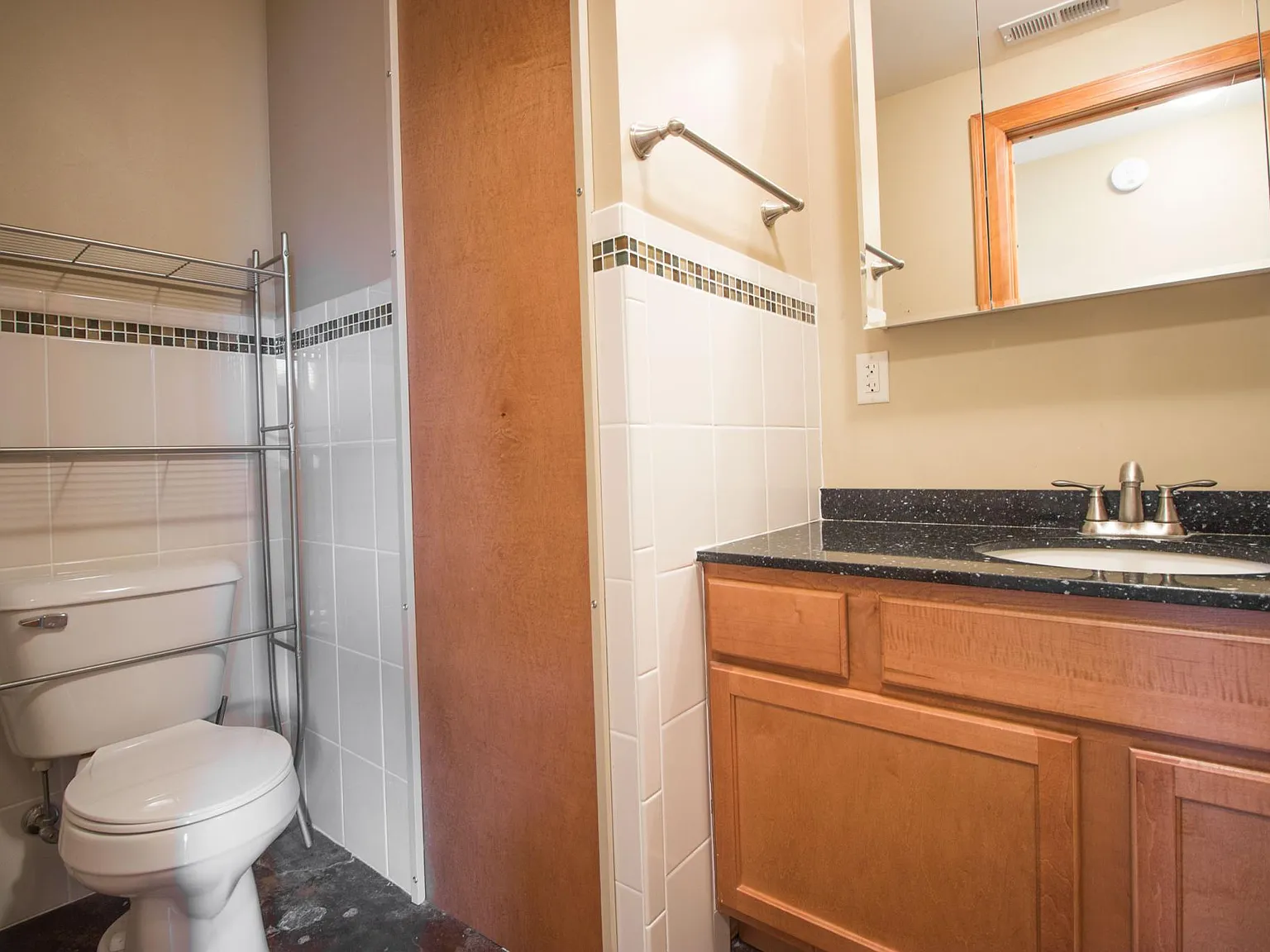 2 bed, 925 sqft, $900 — Photo 3