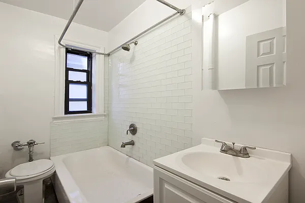 Rented by Bold New York | media 20