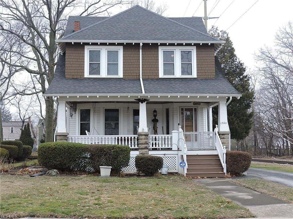 1324 Summit Ave, Lakewood, OH 44107 Zillow