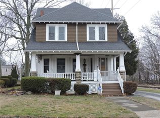 1324 Summit Ave, Lakewood, OH 44107