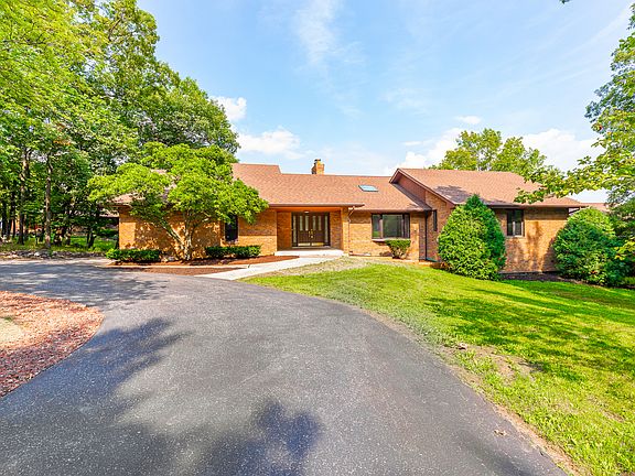 2nd image of 16159 S Pin Oak Ct