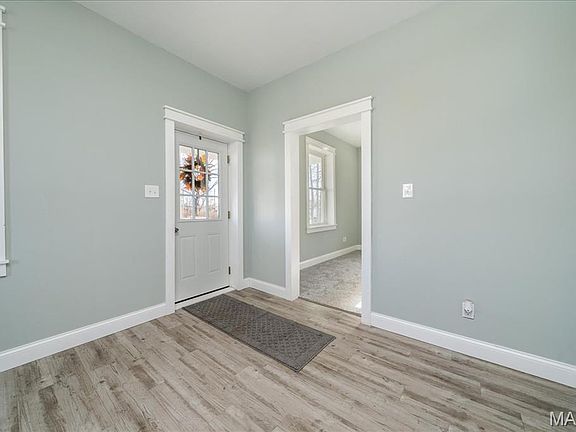 4th image of 701 S 2nd St