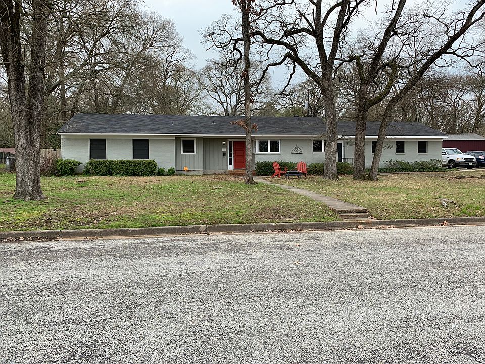 1st image of 107 Thunderbird Dr