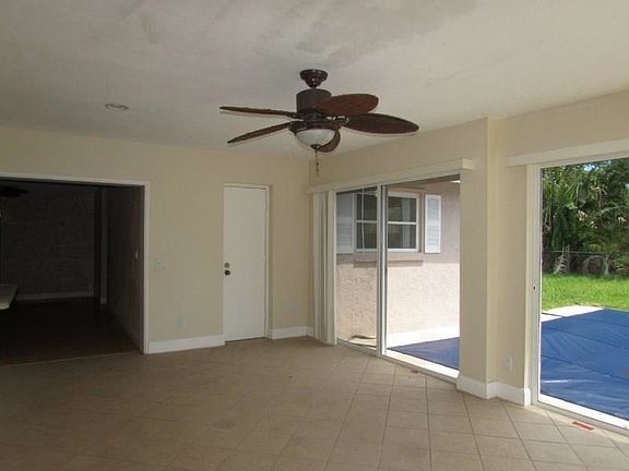 3rd image of 2957 NW 87th Ter