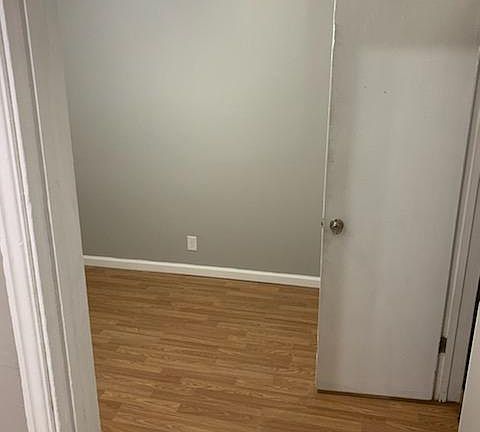 3rd image of 619 Market St #4