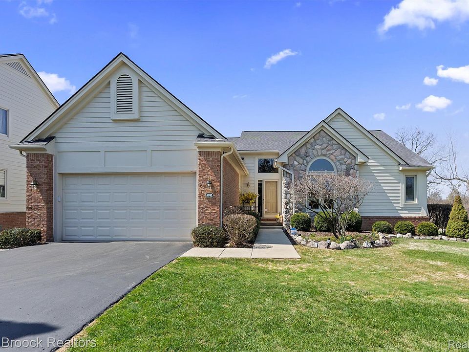 1st image of 5010 Lake Vista Dr