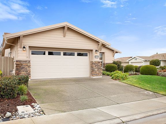 3rd image of 1203 Freschi Ln