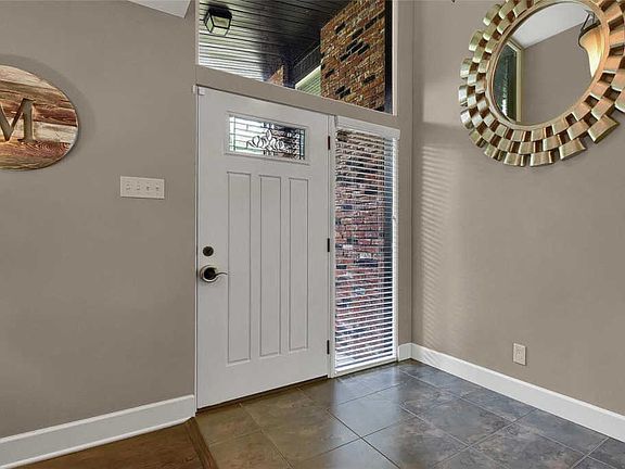 2nd image of 9027 Sky Crest Dr