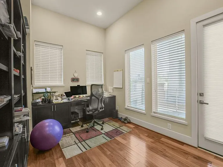 5425A Hidalgo St — Photo 35