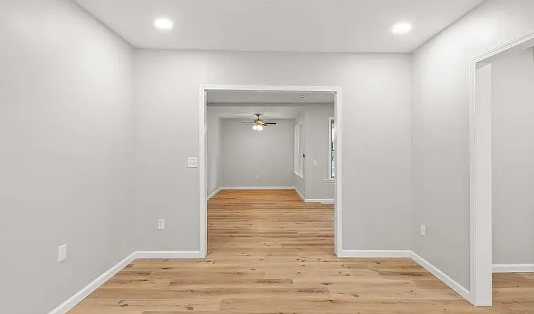 18 Howard Pl — Photo 4