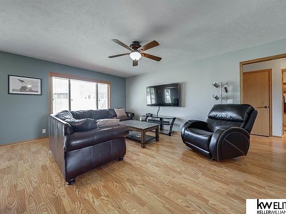 4th image of 2615 N 191st Ave
