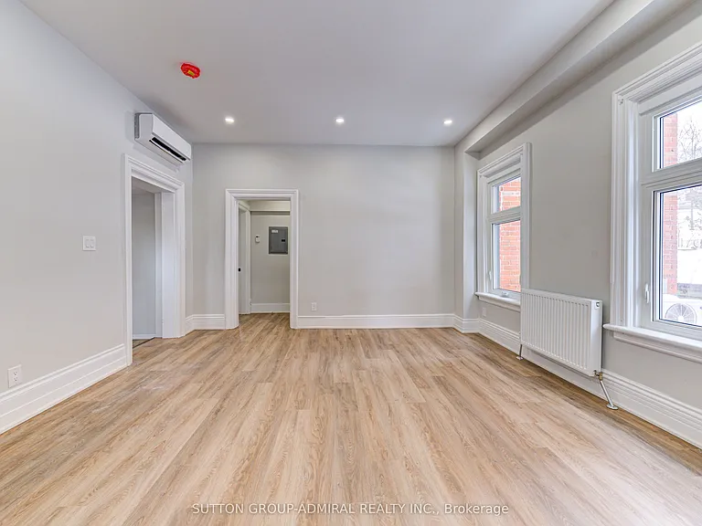 167 Collier St #3 — Photo 7