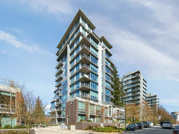 9080 University Cres #210, Burnaby, BC V5A 0C8