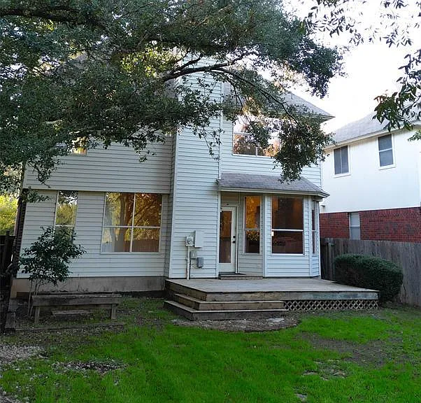 7515 Windrush Dr — Photo 3