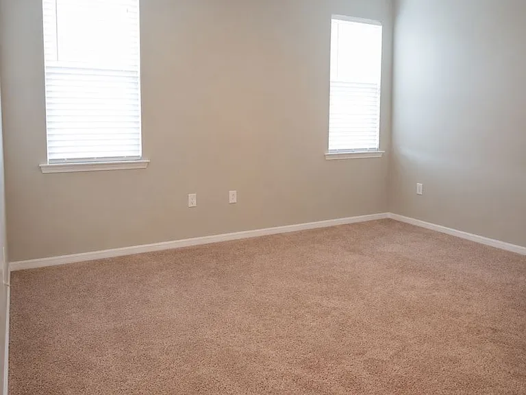 3878 Burrfield St — Photo 17