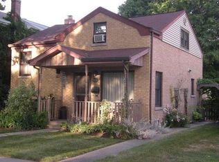 3129 Dora St, Franklin Park, IL