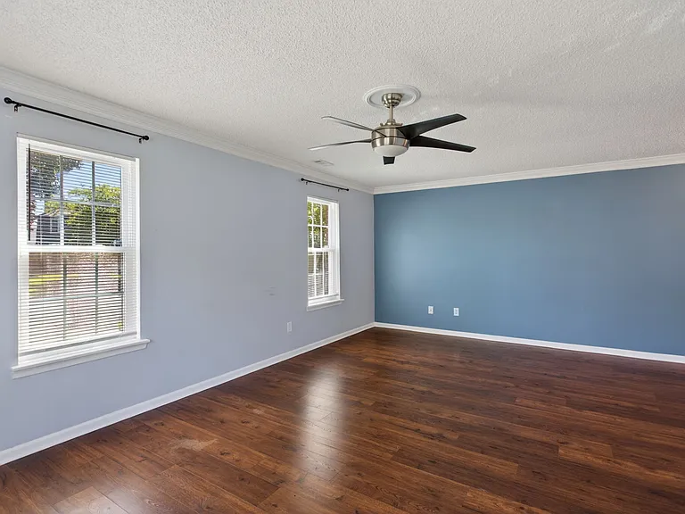 4718 Greenlaw Dr — Photo 12