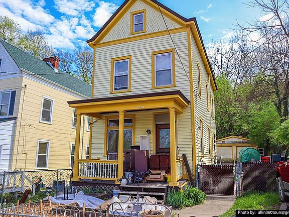 2nd image of 2730 Enslin St