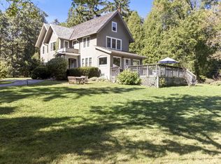 7632 N Beach Dr, Fox Pt, WI 53217